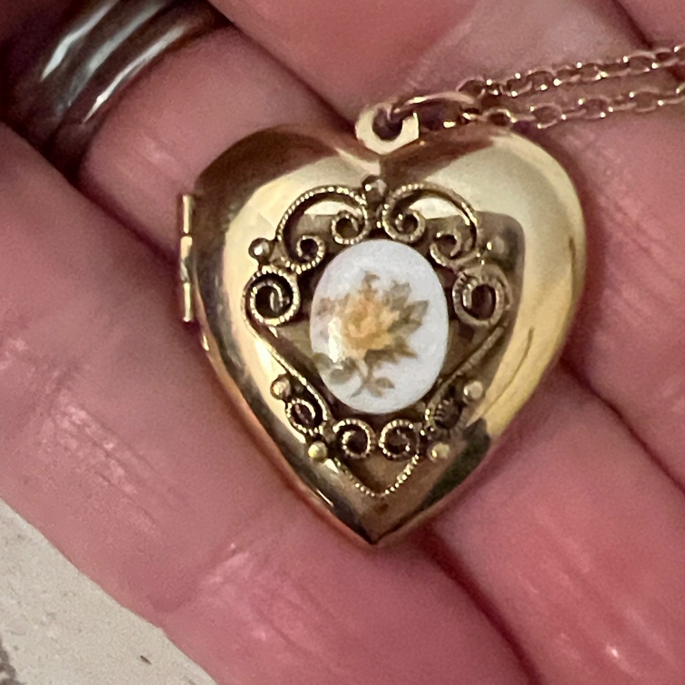 Vintage 3 Strand Locket necklace engraved